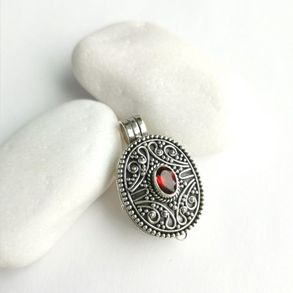 STERLING Silver Garnet Locket Pendant Oval Shape Prayer Box Keepsake Poison